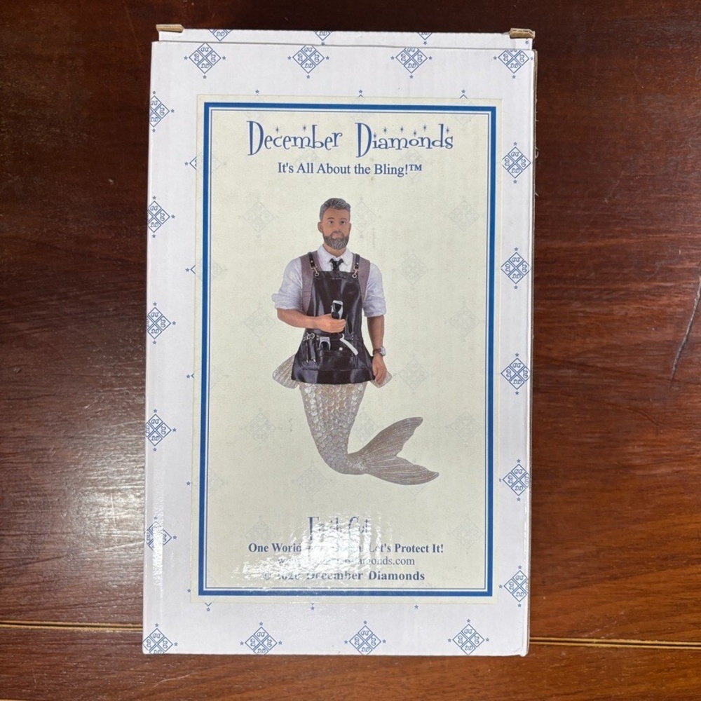 December Diamonds Fresh Cut Merman Barber Christmas Ornament 2022 New‎ in Box